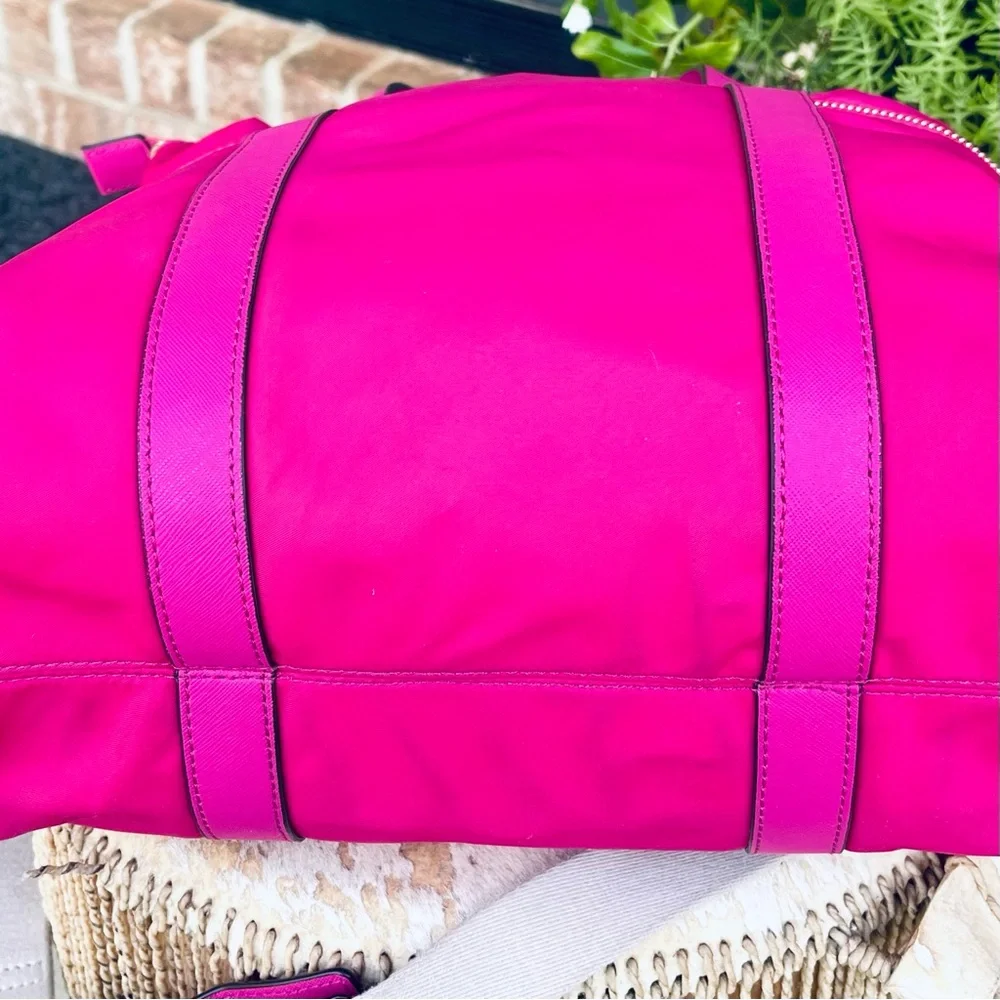RARE Magenta Pink HENRI BENDEL Large Jetsetter Leather Convertible Backpack Bag - Picture 10 of 16